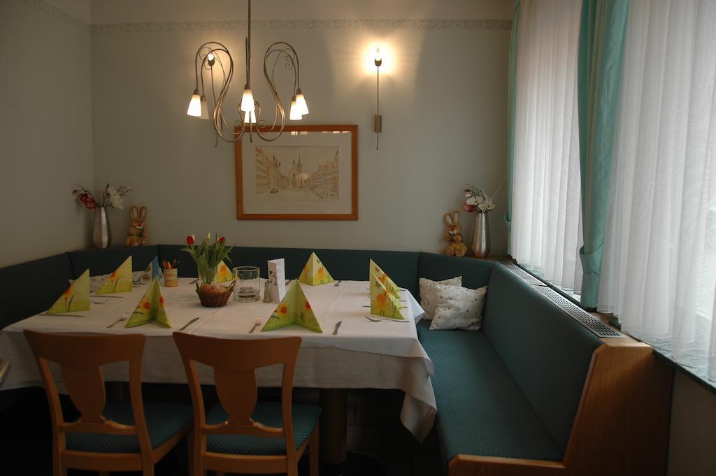 Hotel Wuerttemberger Hof Garni ロッテンブルク エクステリア 写真