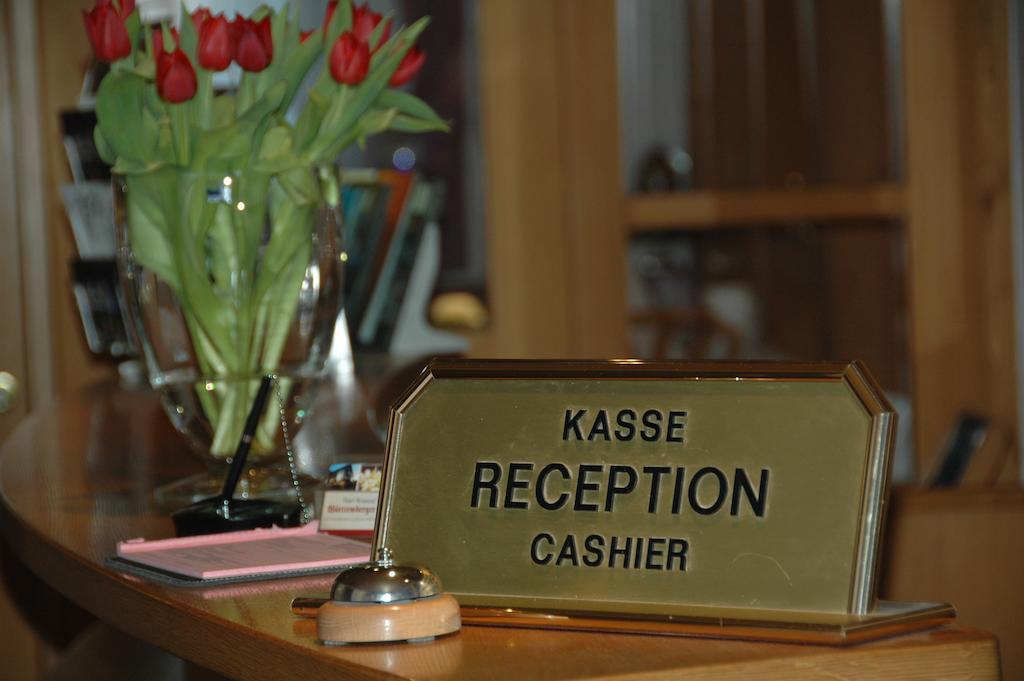 Hotel Wuerttemberger Hof Garni ロッテンブルク エクステリア 写真