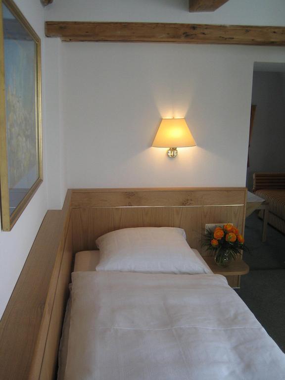 Hotel Wuerttemberger Hof Garni ロッテンブルク 部屋 写真