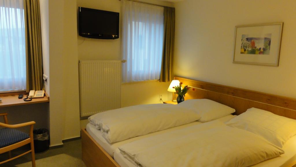 Hotel Wuerttemberger Hof Garni ロッテンブルク 部屋 写真